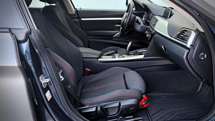 BMW Seria 3 cena 72900 przebieg: 247862, rok produkcji 2018 z Żychlin małe 497